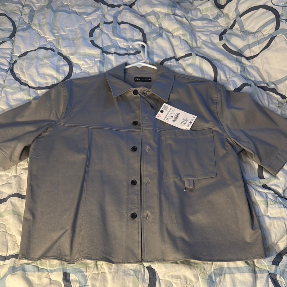 BRAND NEW Zara Gray Casual Button Down Shirt